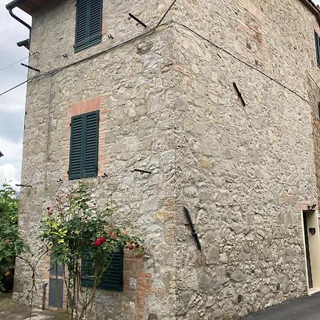 بيت للعطل Tower Caratteristico In Pietra *